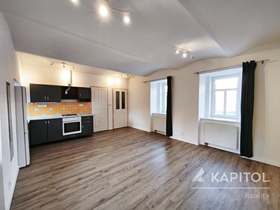 Pronájem bytu 1+kk 31 m²