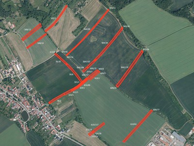 Prodej podílu 1/3  pole 18 470 m²