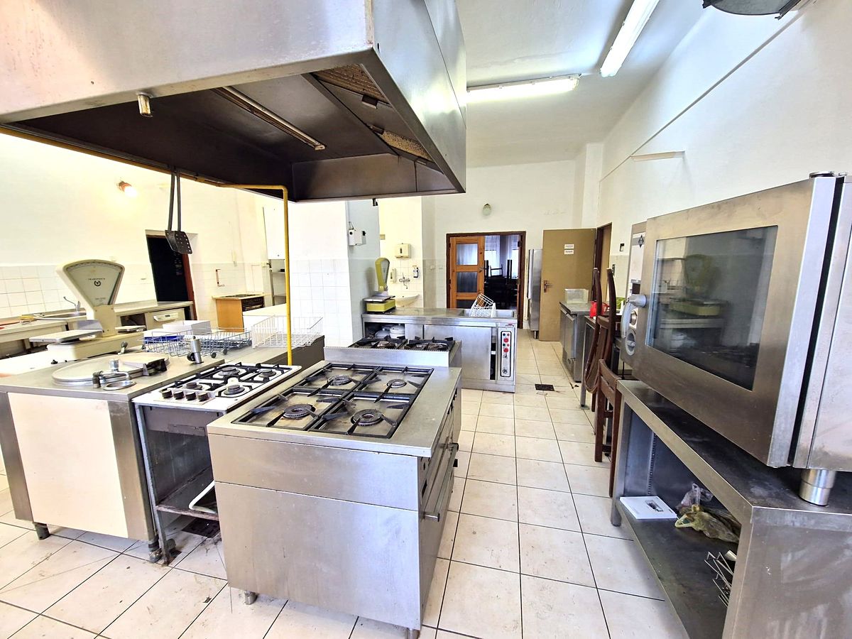 Pronájem restaurace 395 m² – fotografie 3