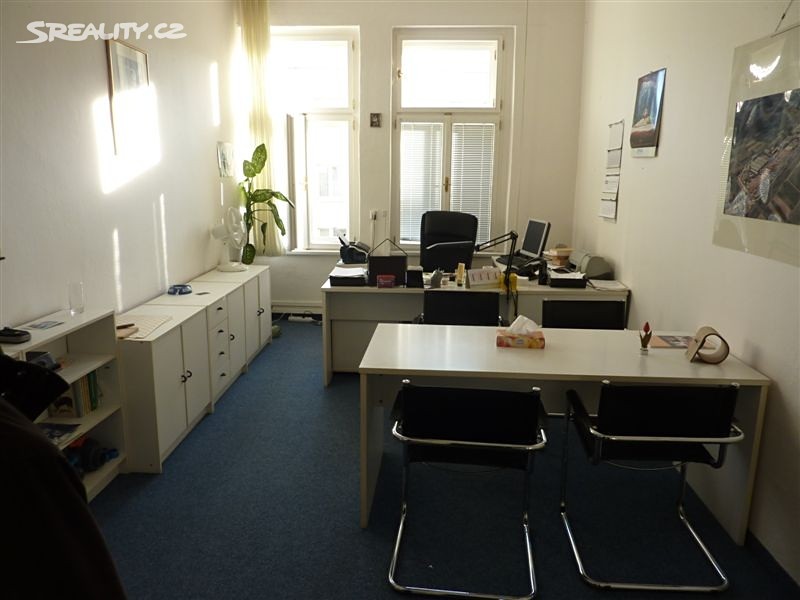 Pronájem kanceláře 16 m² – pohled 2