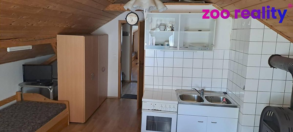 Prodej vícegeneračního domu 462 m², pozemek 1154 m² – fotografie 5