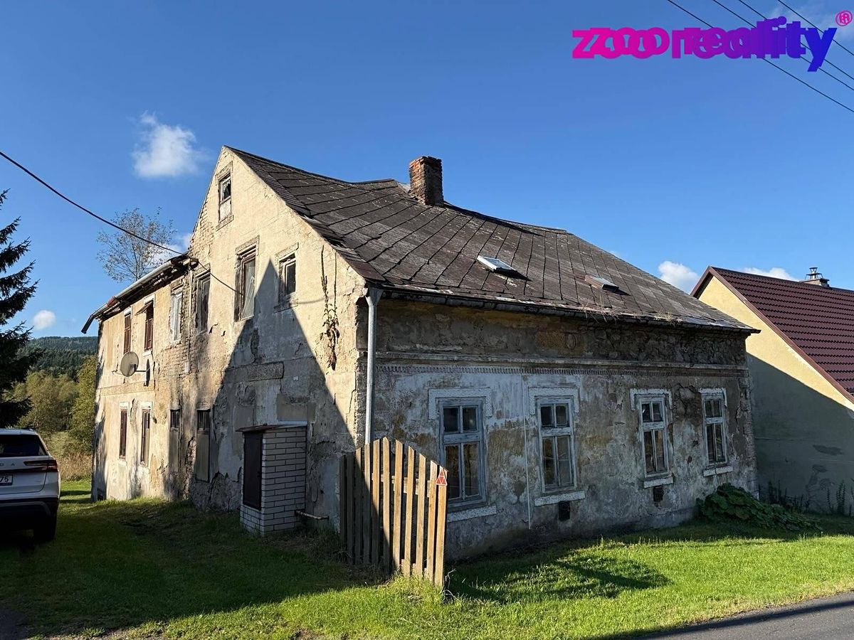 Prodej rodinného domu 200 m², pozemek 125 m² – fotografie 3
