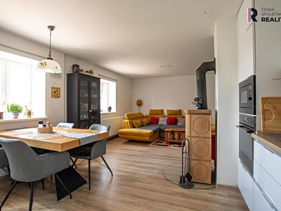 Prodej  rodinného domu 212 m², pozemek 869 m²