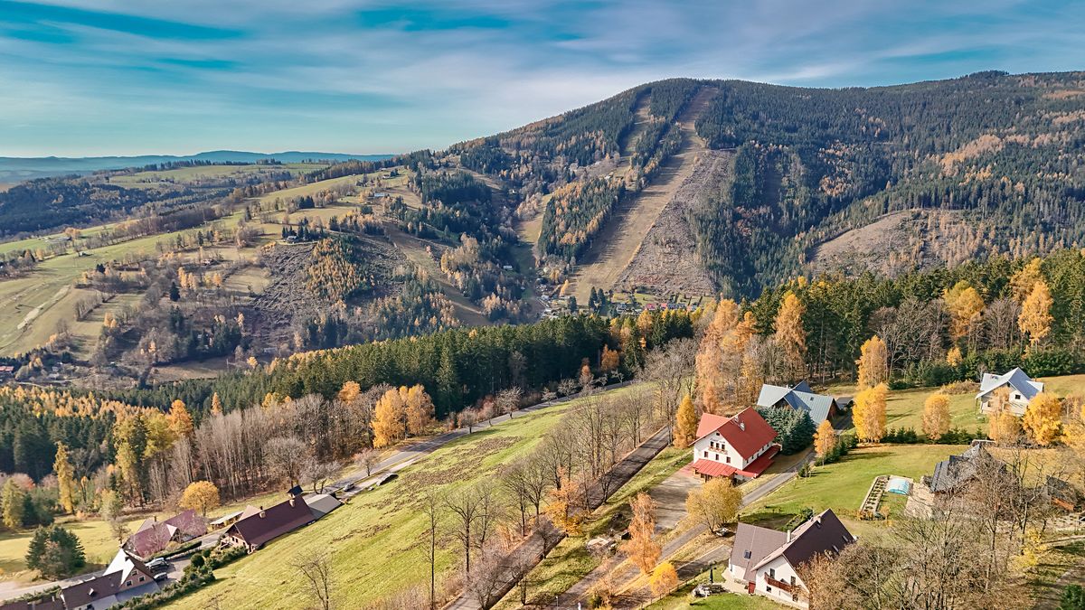 Prodej rodinného domu 350 m², pozemek 415 m²
