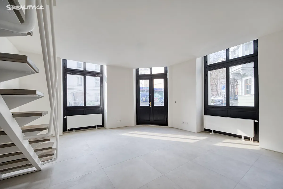 Pronájem obchodního prostoru 127 m² – pohled 2