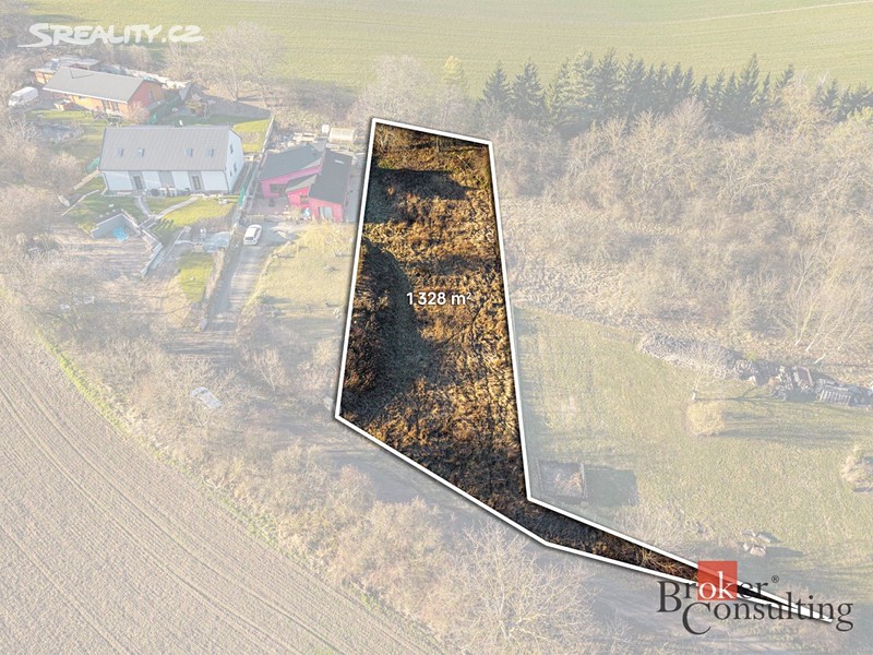 Prodej  stavebního pozemku 1 328 m² – pohled 3