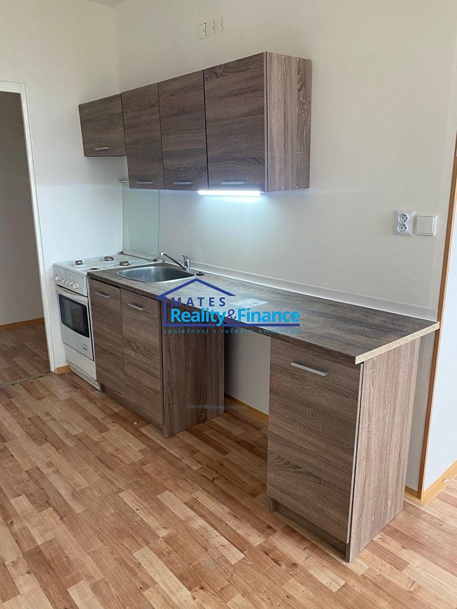 Pronájem bytu 3+1 63 m² – fotografie 2