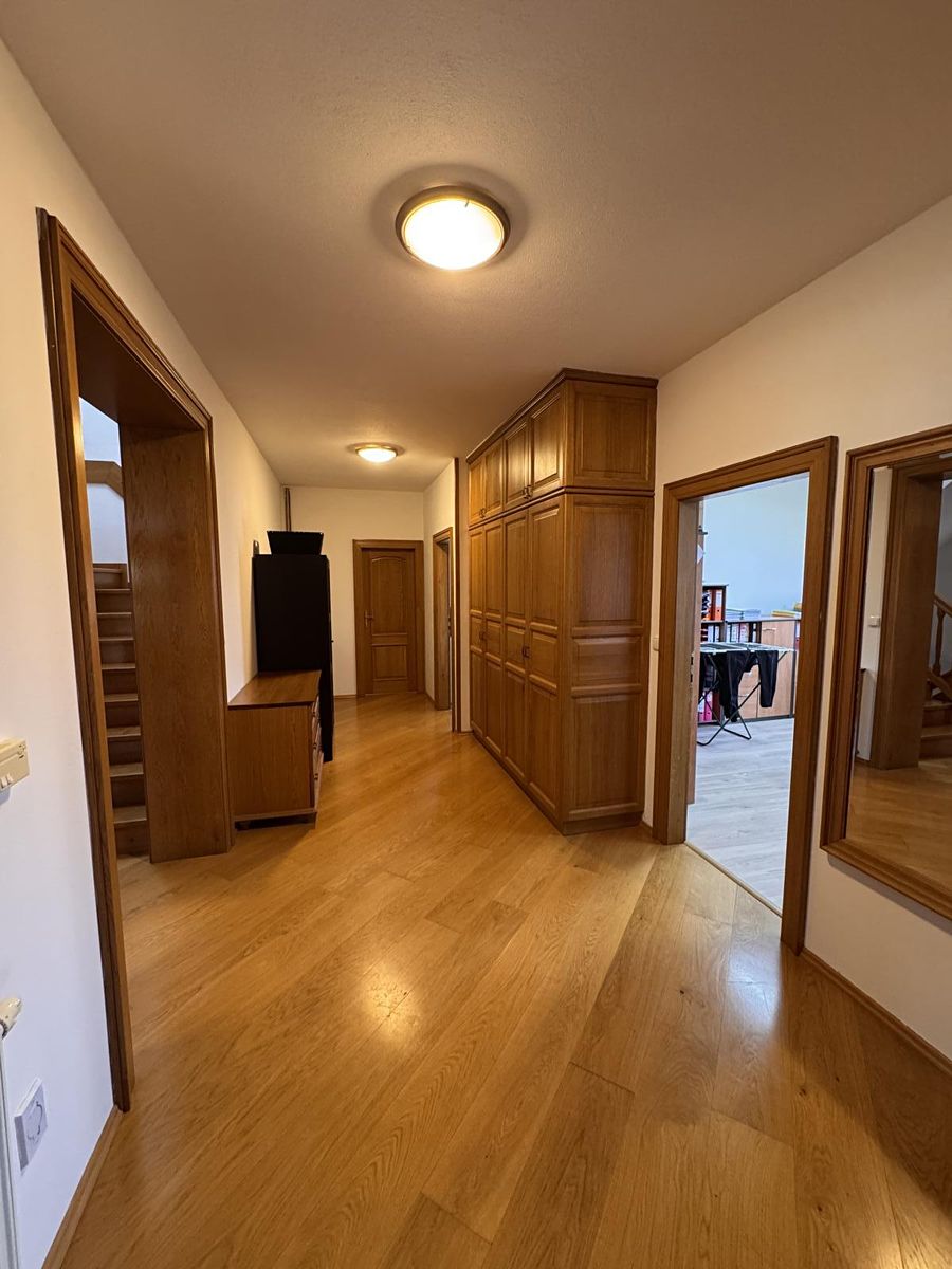 Prodej rodinného domu 402 m², pozemek 1016 m² – fotografie 5