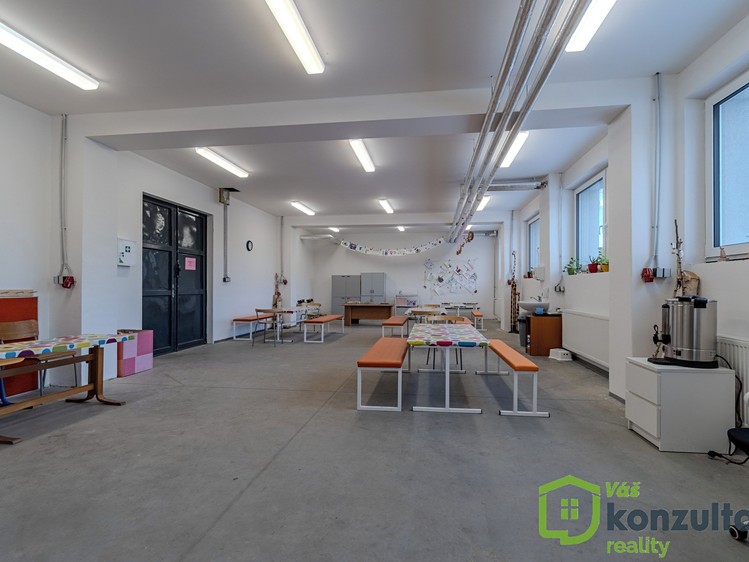 Комерційне приміщення в оренду, 160 м² (8 з 30)