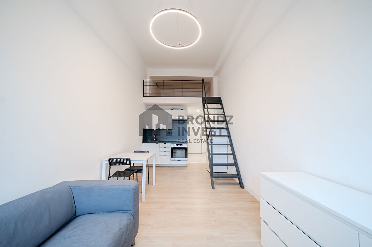 Pronájem bytu 1+kk 32 m²