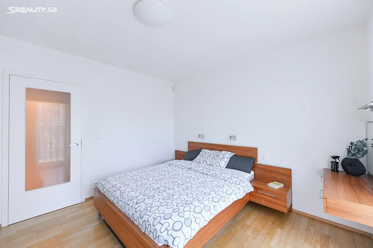 Pronájem bytu 3+kk 95 m² – další