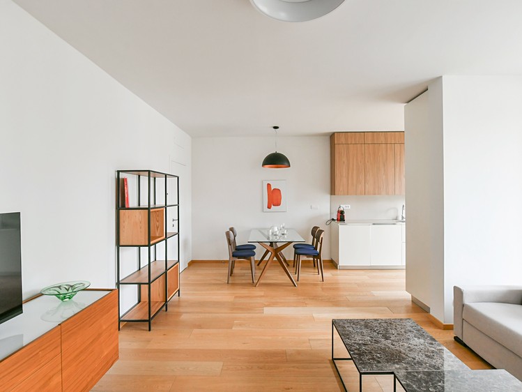 Pronájem bytu 2+kk, 71 m² (3 z 23)