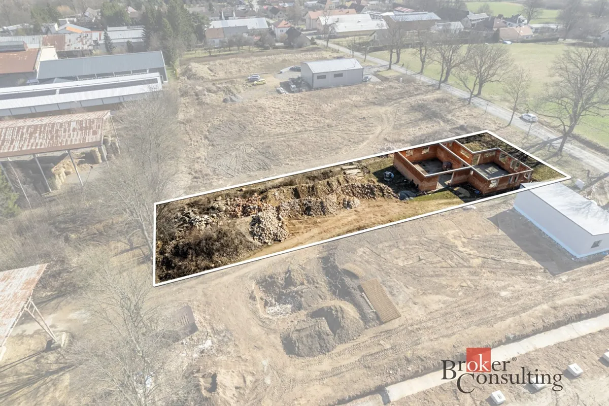 Prodej komerčního pozemku 1500 m²