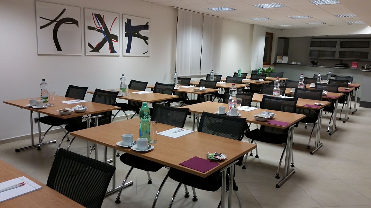 Prodej vily 888 m², pozemek 180 m² – fotografie 4