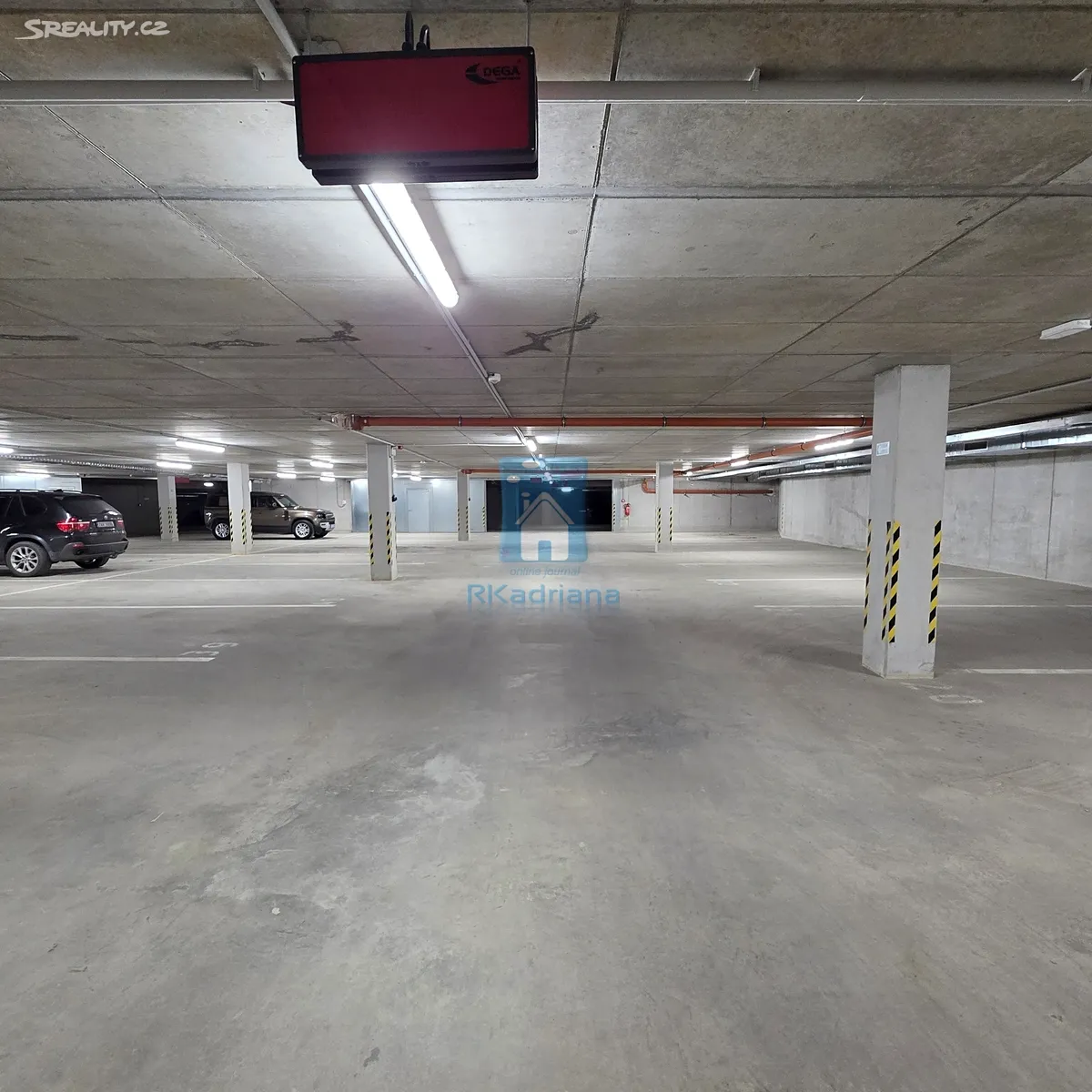 Pronájem garážového stání 15 m² – pohled 3