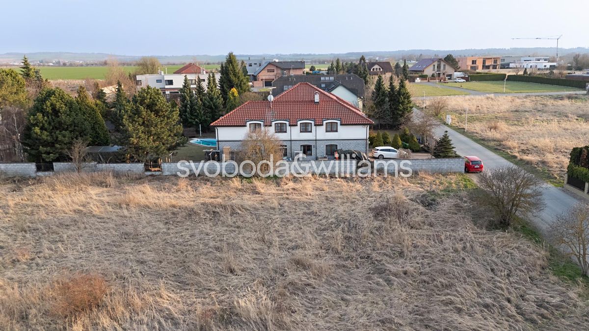 Prodej stavebního pozemku 2108 m² – fotografie 3