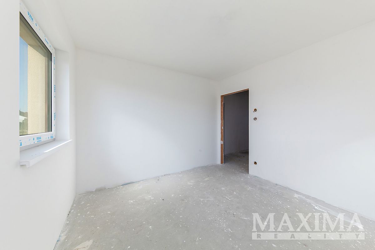Prodej rodinného domu 130 m², pozemek 112 m² – fotografie 5