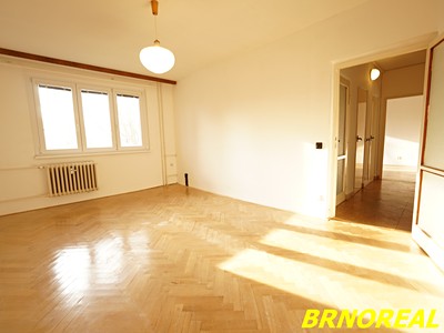 Pronájem bytu 2+1 55 m² (Jednopodlažní)