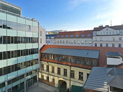 Pronájem kanceláře 300 m²