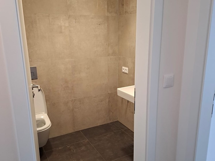 Poděbradská 2