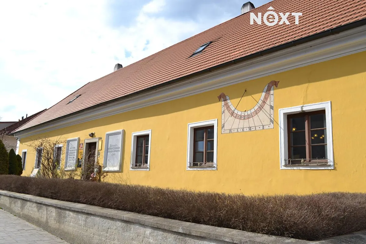 Pronájem obchodního prostoru 137 m²
