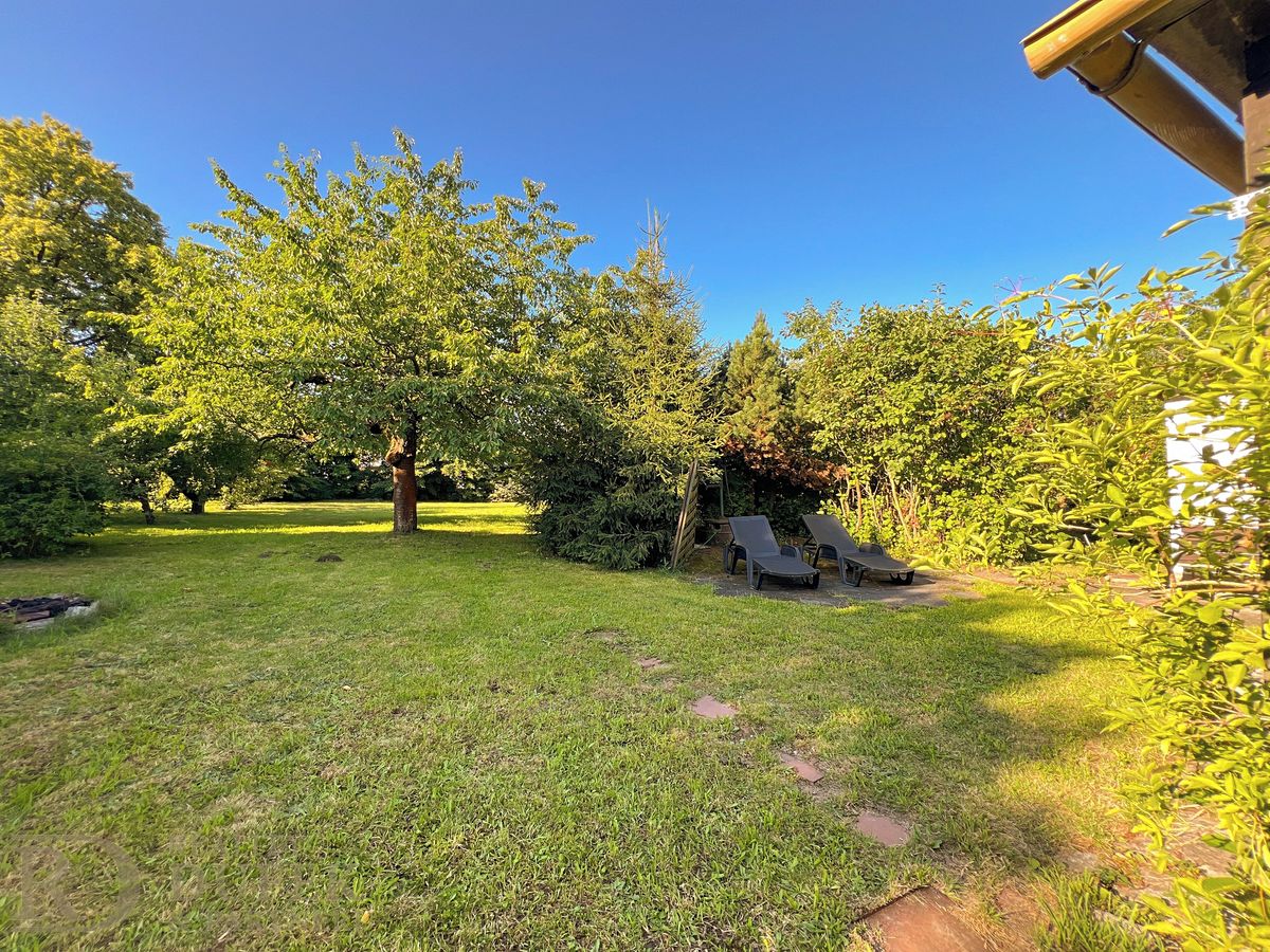 Prodej stavebního pozemku 1357 m² – fotografie 2