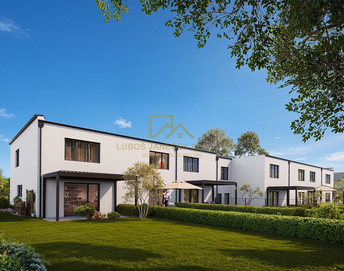 Prodej rodinného domu 112 m², pozemek 160 m², Hůry – fotka 1 z 3