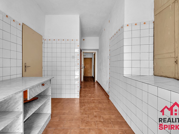 Prodej domu, 234 m² (14 z 23)