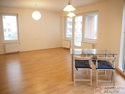 Pronájem bytu 2+kk 65 m² — photo 2