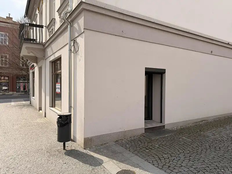 Prodej komerční nemovitosti 32 m², Děčín – náhled fotky 2