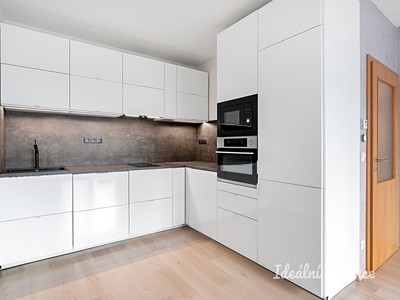 Pronájem bytu 2+kk 52 m²