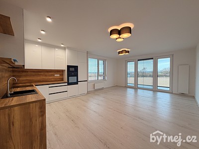 Pronájem bytu 3+kk 105 m²