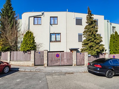 Pronájem bytu 5+1 190 m²