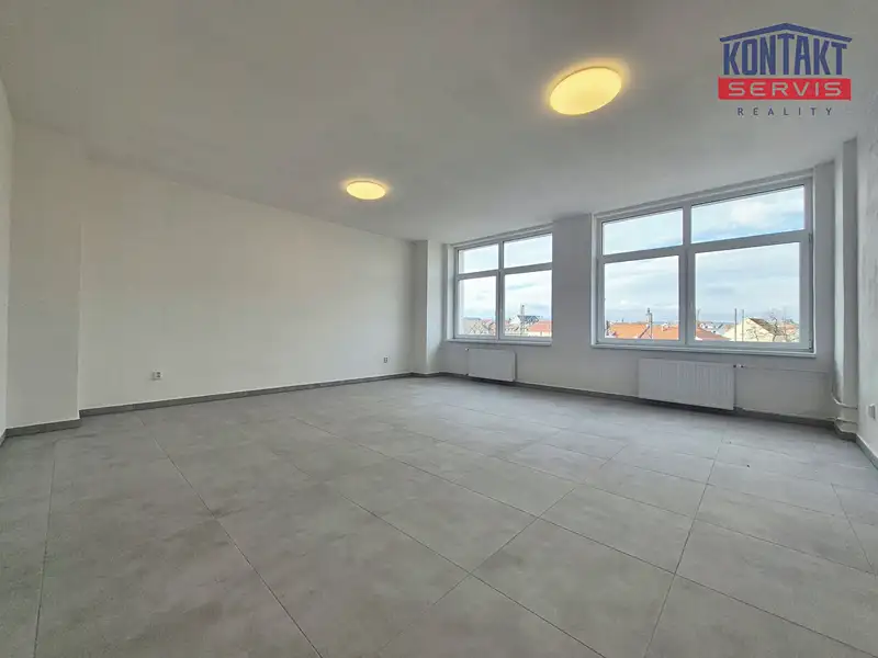 Pronájem kanceláře 12 m², České Budějovice – náhled fotky 2