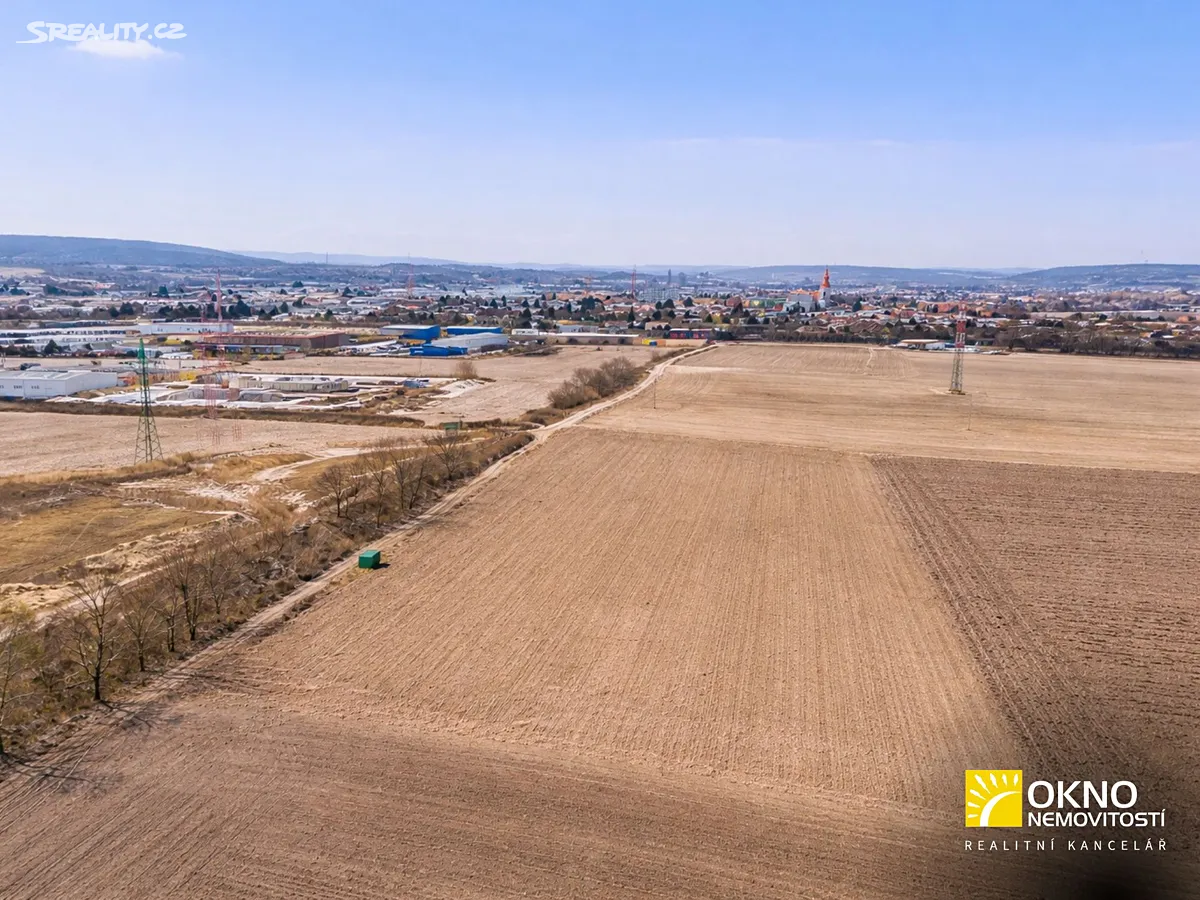 Prodej pole 8562 m², Modřice