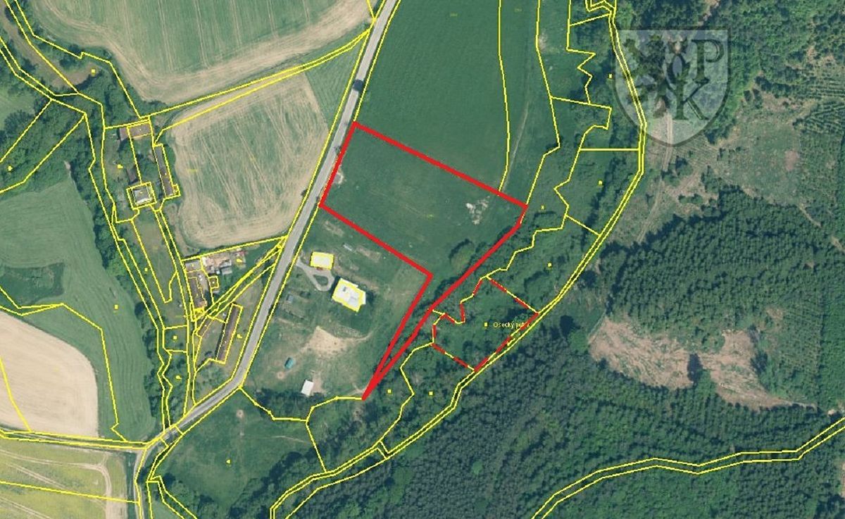 Prodej stavebního pozemku 8455 m² – fotografie 2