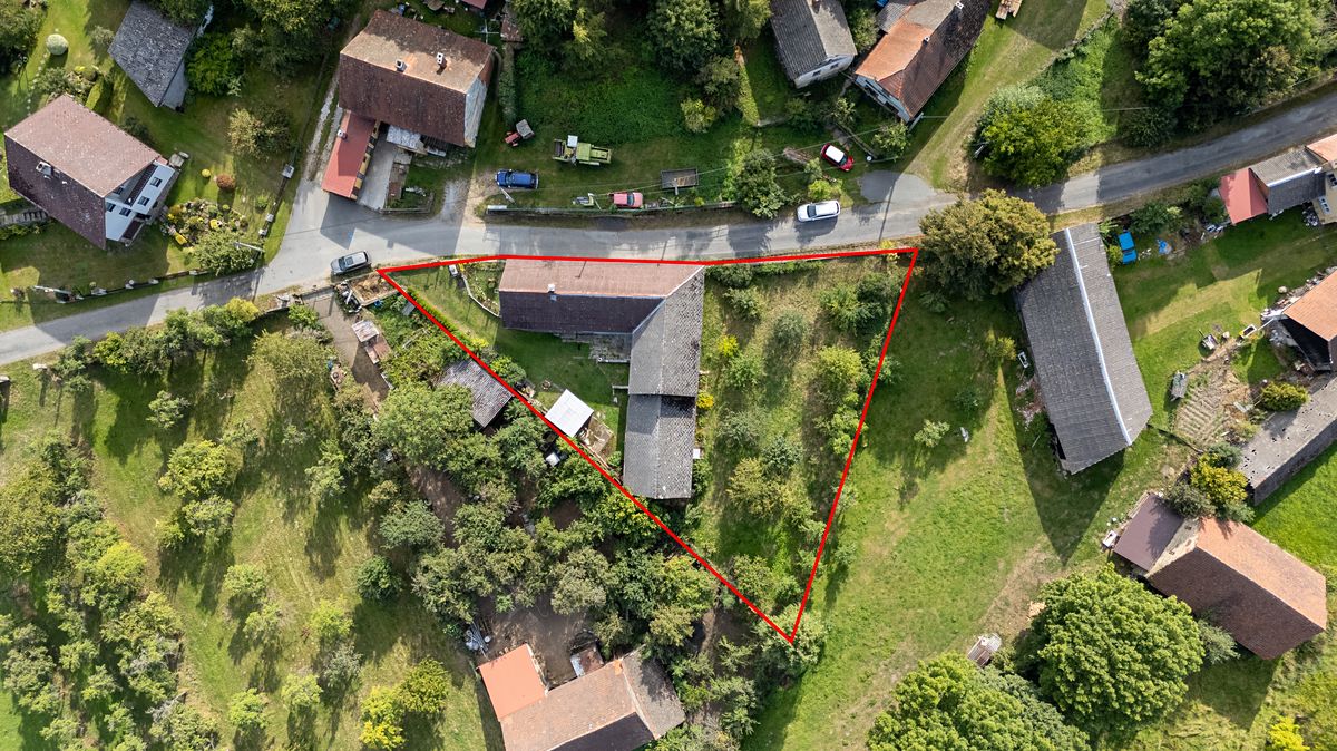 Prodej chalupy 100 m², pozemek 810 m² – fotografie 2