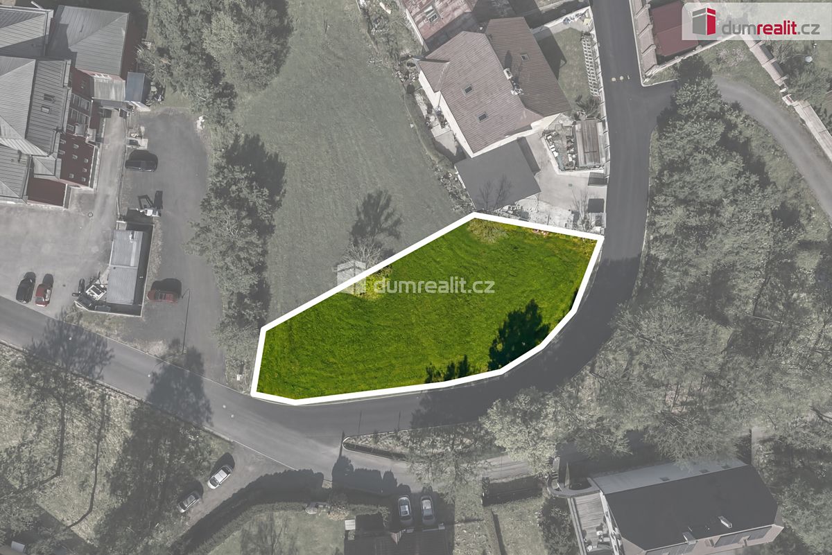 Prodej stavebního pozemku 835 m² – fotografie 3