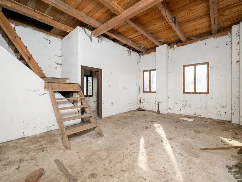 Prodej rodinného domu 286 m², pozemek 9288 m², Turnov – náhled fotky 3