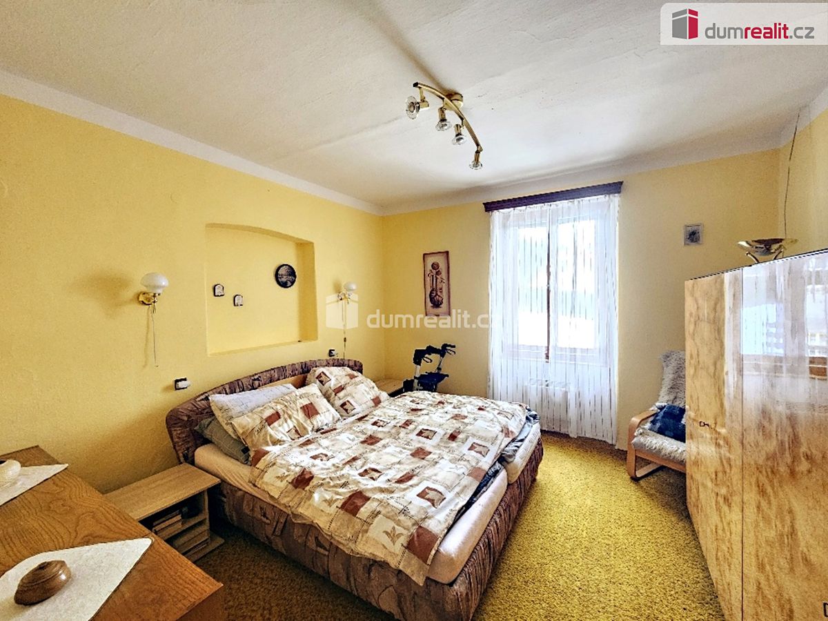 Prodej rodinného domu 110 m², pozemek 1184 m² – fotografie 4