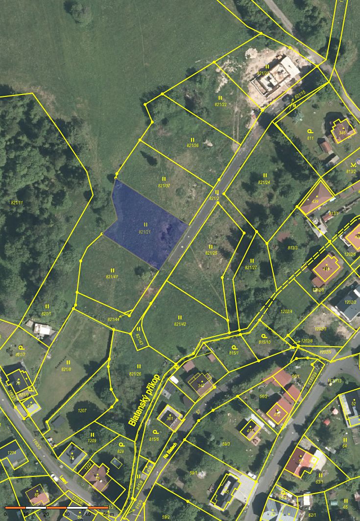 Prodej stavebního pozemku 925 m² – fotografie 2