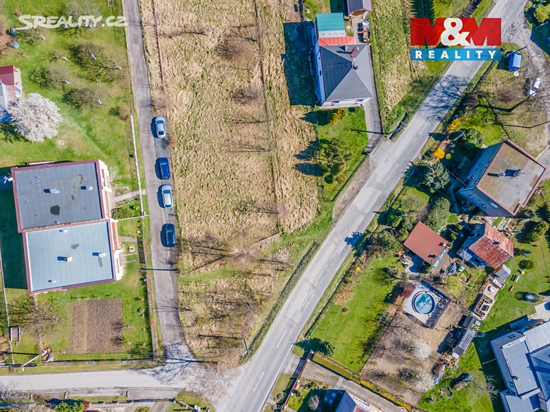 Prodej  stavebního pozemku 1 095 m² – pohled 2