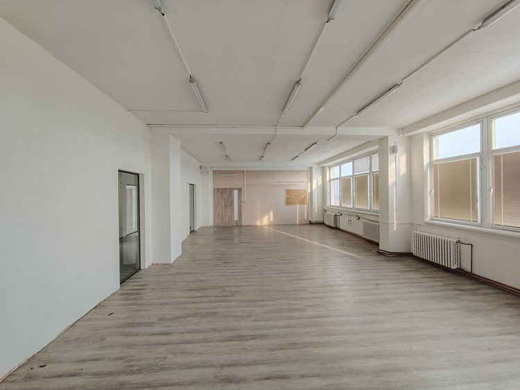 Gewerbefläche zur Miete, 48 m² (1 von 6)