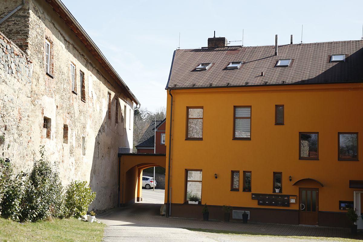 Prodej rodinného domu 588 m², pozemek 2891 m² – fotografie 2