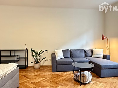 Pronájem bytu 2+1 74 m²