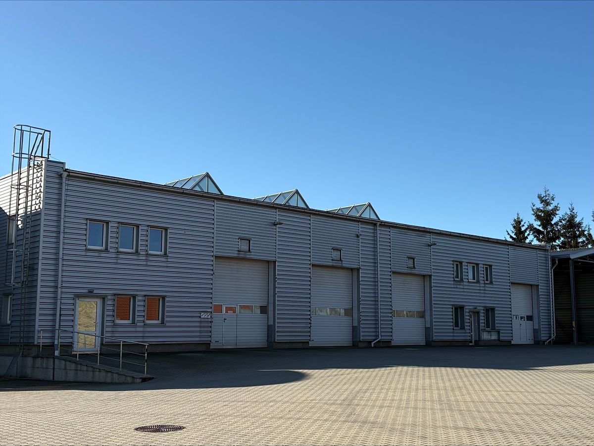 Pronájem komerční nemovitosti 1300 m² – fotografie 2