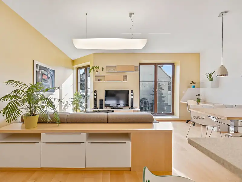 Prodej bytu 4+kk 96 m², Praha – náhled fotky 3
