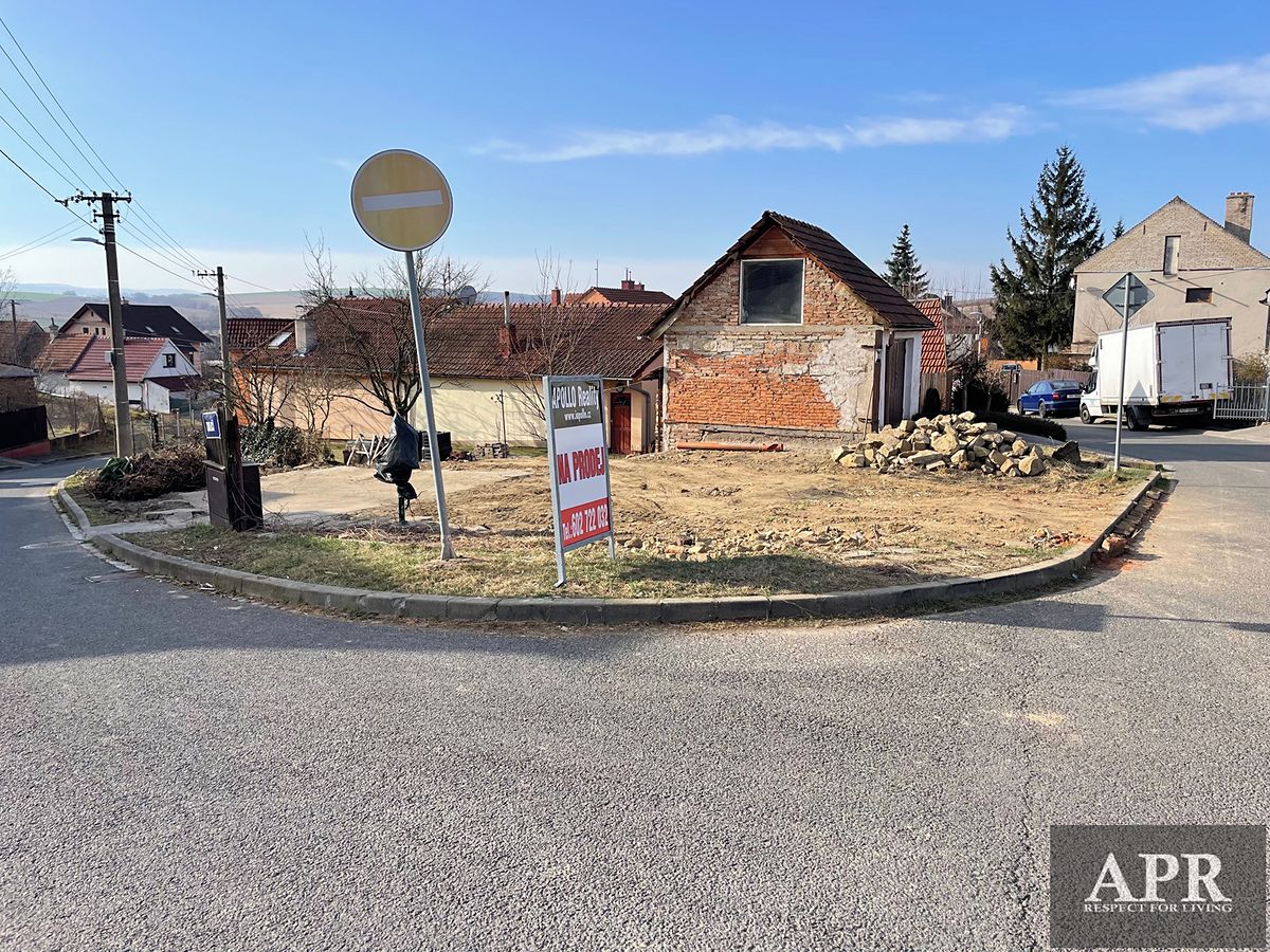 Prodej stavebního pozemku 246 m² – fotografie 2