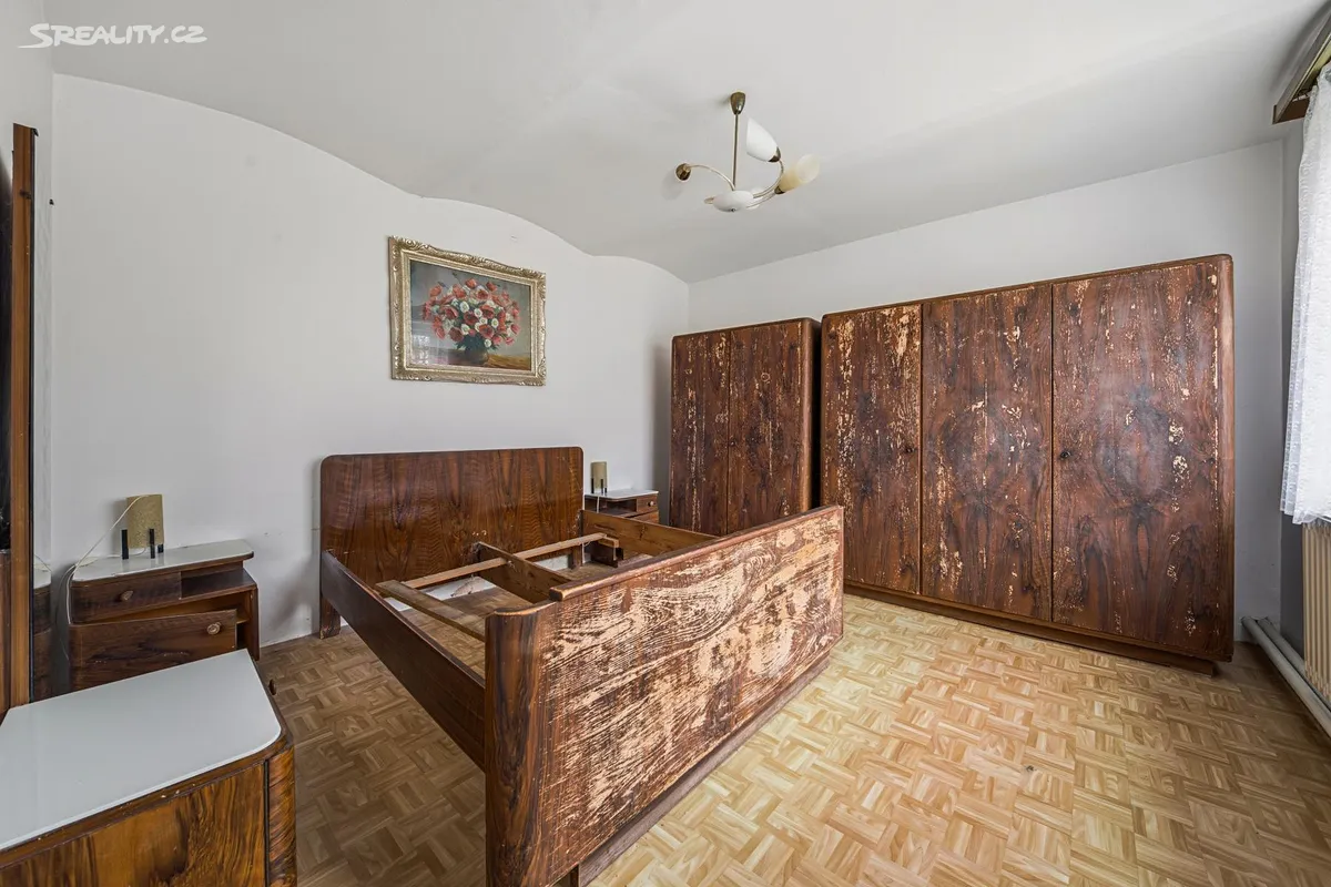 Prodej rodinného domu 147 m², pozemek 628 m² – další