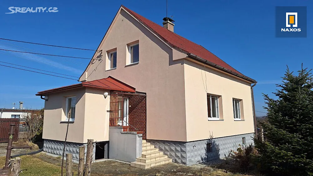 Prodej rodinného domu 131 m², pozemek 976 m²